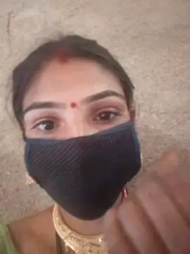 Laxmi9090 online show from December 18, 2025, 9:26 am