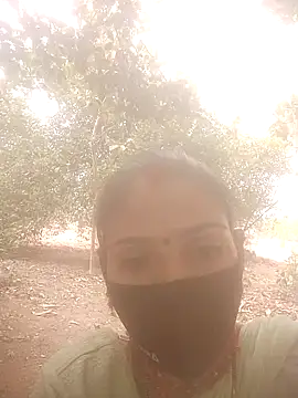 Laxmi9090 online show from April 30, 2026, 8:31 am