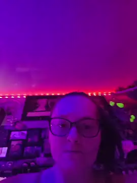 MidnightSeducerxh online show from March 3, 2026, 3:29 pm