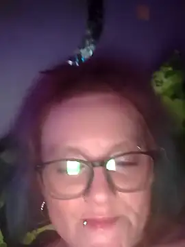 MidnightSeducerxh online show from March 11, 2026, 12:11 pm