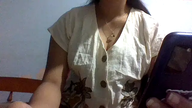 cindrella-xx online show from April 25, 2026, 9:12 am