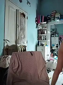 soylulita07 online show from February 19, 2026, 2:51 am