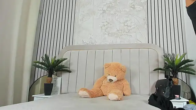 Snapshot of DaryaRee chatting on December 16, 2025, 5:34 am DaryaRee online show from December 16, 2025, 5:34 am