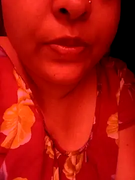 Snapshot of peu8 chatting on February 27, 2026, 5:02 pm peu8 online show from February 27, 2026, 5:02 pm