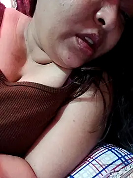 Snapshot of peu8 chatting on March 15, 2026, 4:46 pm peu8 online show from March 15, 2026, 4:46 pm