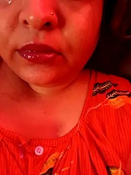 Snapshot of peu8 chatting on March 24, 2026, 2:55 pm peu8 online show from March 24, 2026, 2:55 pm