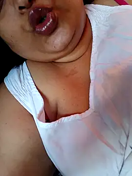 Snapshot of peu8 chatting on March 25, 2026, 8:09 am peu8 online show from March 25, 2026, 8:09 am