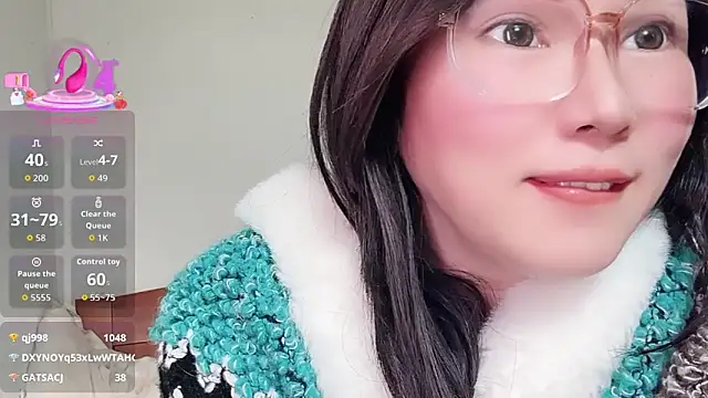 Snapshot of LIQINQIN-77 chatting on December 13, 2025, 7:53 pm LIQINQIN-77 online show from December 13, 2025, 7:53 pm