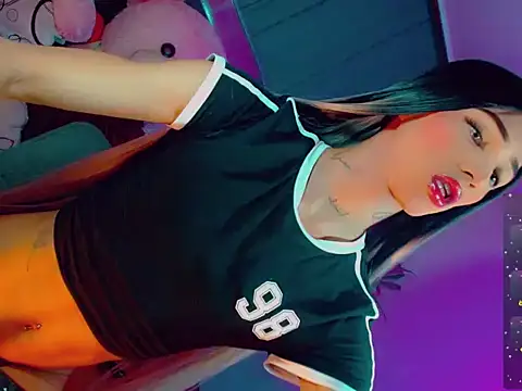 agathaferrer3 online show from March 13, 2026, 1:18 pm