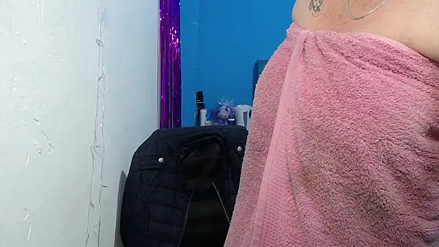 Annelis1 online show from February 5, 2026, 7:40 pm