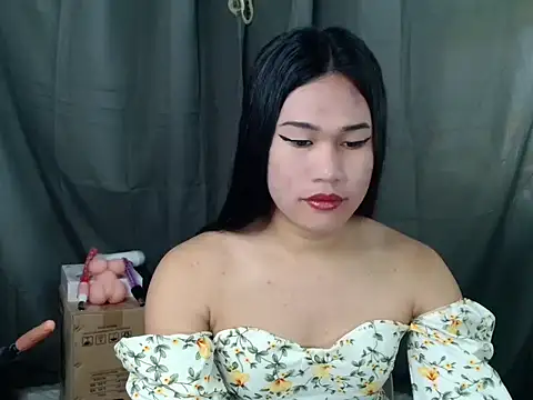 Snapshot of AnastasiaLuxe chatting on December 19, 2025, 6:09 am AnastasiaLuxe online show from December 19, 2025, 6:09 am