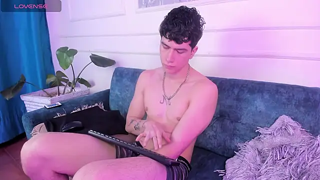 Criss Adams online show from March 17, 2026, 2:16 am