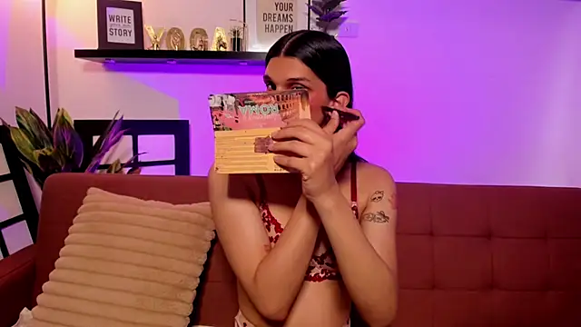 Bianca baldwin  online show from June 7, 2026, 10:02 pm