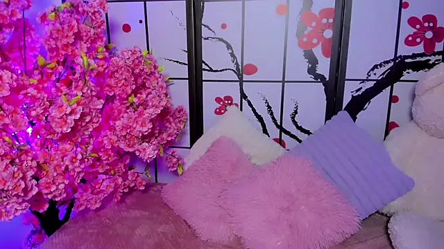 Bianca baldwin  online show from July 3, 2026, 9:43 pm