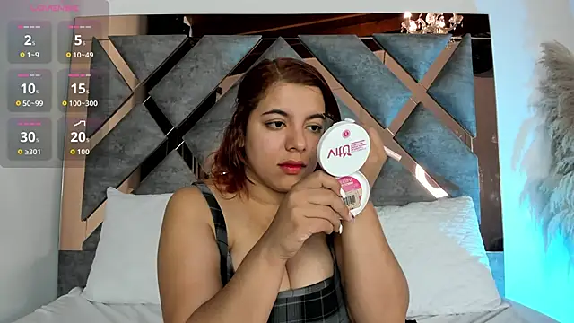 Snapshot of Cheerry_Lee_ chatting on December 19, 2025, 1:07 pm Cheerry Lee online show from December 19, 2025, 1:07 pm