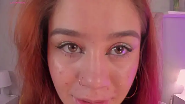 Amelia Saenz  online show from June 17, 2026, 7:48 pm