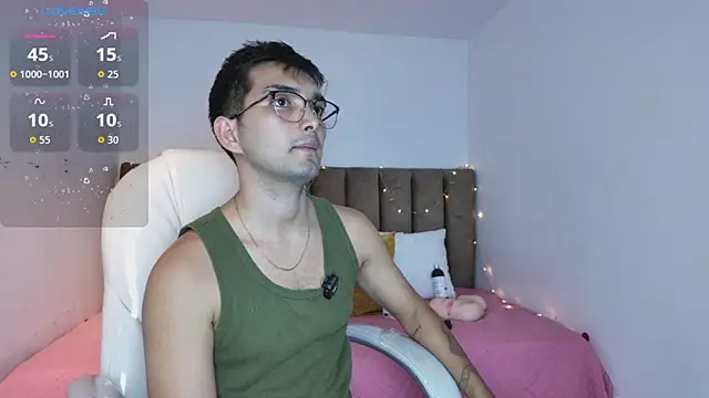 Archie 77 online show from March 9, 2026, 8:02 pm