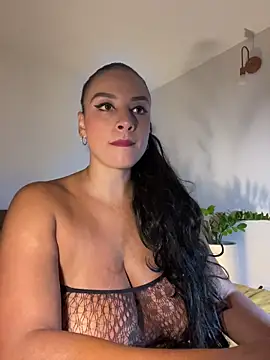 Lena-Williamss online show from July 2, 2026, 2:55 am