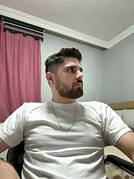 Snapshot of berke3424 chatting on February 3, 2026, 12:53 am berke3424 online show from February 3, 2026, 12:53 am