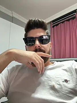 Snapshot of berke3424 chatting on February 7, 2026, 12:58 am berke3424 online show from February 7, 2026, 12:58 am