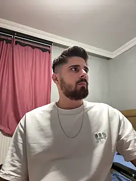 Snapshot of berke3424 chatting on March 8, 2026, 10:46 pm berke3424 online show from March 8, 2026, 10:46 pm