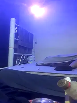 Snapshot of BiSexyCouple chatting on December 20, 2025, 2:51 am BiSexyCouple online show from December 20, 2025, 2:51 am