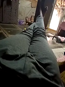 Snapshot of loki-king-143 chatting on March 10, 2026, 1:32 am loki-king-143 online show from March 10, 2026, 1:32 am