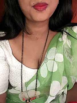 Snapshot of Rachu_love chatting on December 18, 2025, 6:41 am Rachu love online show from December 18, 2025, 6:41 am