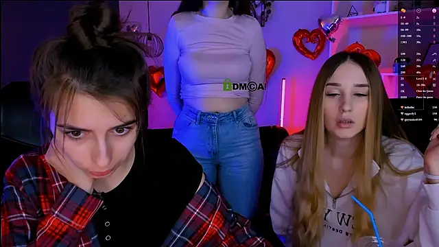 mila firee online show from March 9, 2026, 12:53 pm