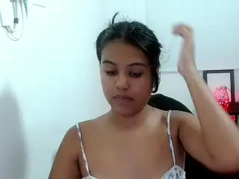 Snapshot of Shawnycarson chatting on June 12, 2026, 5:56 pm Shawnycarson online show from June 12, 2026, 5:56 pm