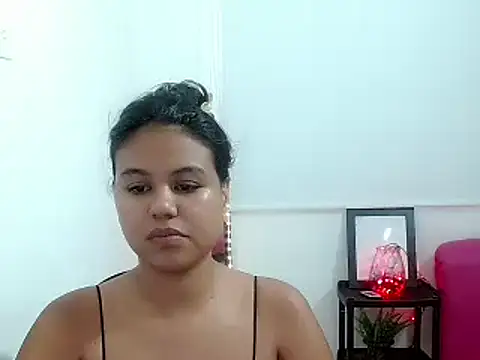 Snapshot of Shawnycarson chatting on June 15, 2026, 3:58 pm Shawnycarson online show from June 15, 2026, 3:58 pm