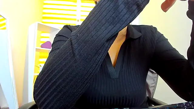 Aziza-New online show from March 13, 2026, 8:10 am