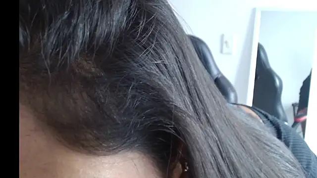 NovahPerotti online show from February 26, 2026, 8:08 pm