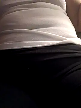 cari75 online show from March 8, 2026, 5:22 am