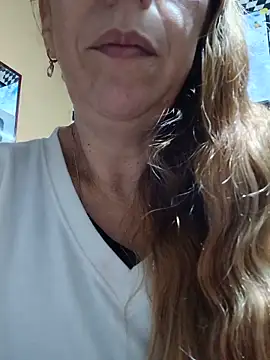 cari75 online show from May 10, 2026, 2:39 am