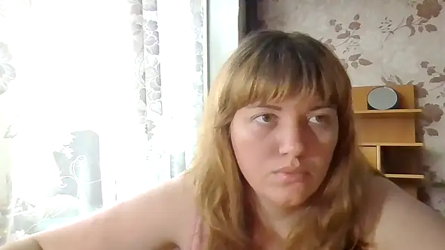 swett girll online show from December 18, 2025, 9:48 am