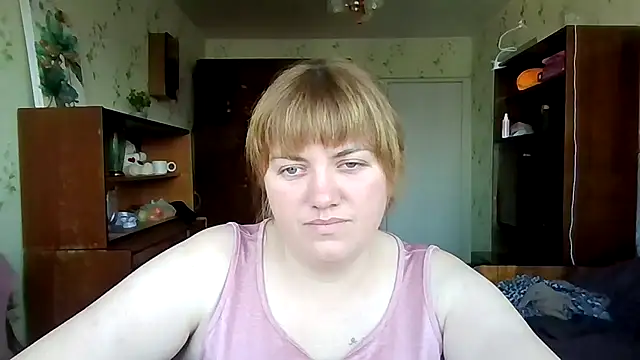 swett girll online show from February 21, 2026, 12:39 pm