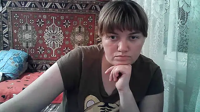 swett girll online show from May 17, 2026, 7:32 pm