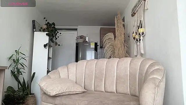 Snapshot of isa_fox_23 chatting on June 21, 2026, 1:13 pm isa fox 23 online show from June 21, 2026, 1:13 pm