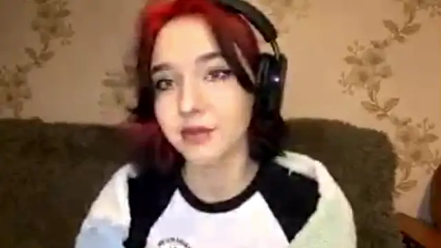 EmilyVeiro online show from January 15, 2026, 5:38 pm