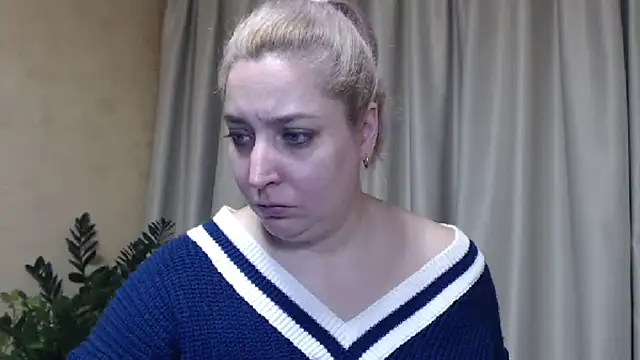 Snapshot of sweetpussy13 chatting on January 29, 2025, 7:36 am sweetpussy13 online show from January 29, 2025, 7:36 am