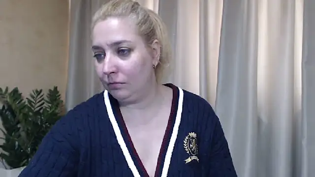 sweetpussy13 online show from March 15, 2026, 7:03 am