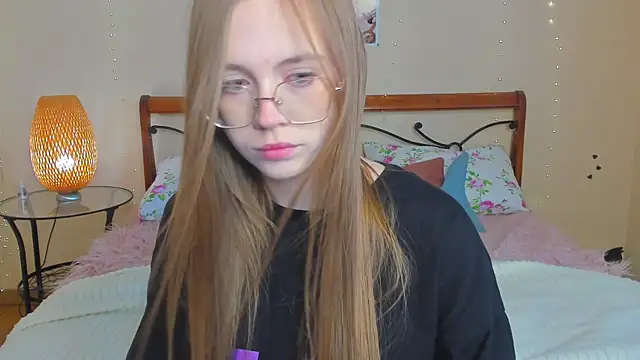 Snapshot of miya_soft chatting on June 6, 2026, 1:43 am miya soft online show from June 6, 2026, 1:43 am