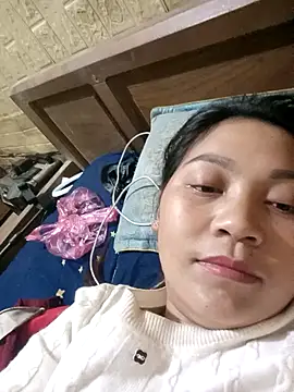 Snapshot of Happy_sexyx chatting on December 15, 2025, 2:43 pm Happy sexyx online show from December 15, 2025, 2:43 pm