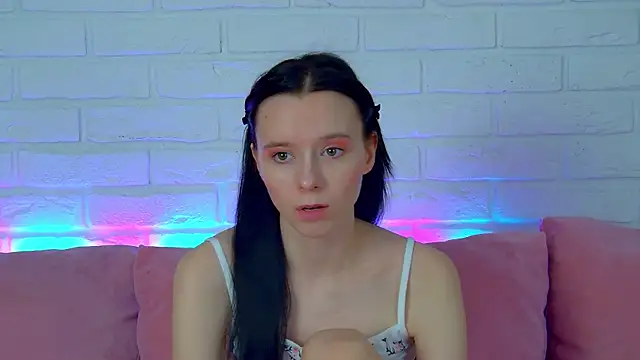 ArinaKubrick online show from March 17, 2026, 4:10 pm