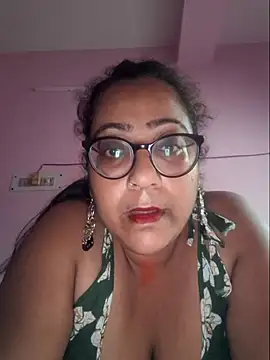 MISTI KOLK online show from July 7, 2026, 9:46 am