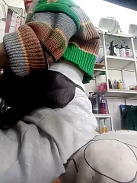 SARA6926969 online show from February 10, 2026, 6:28 am