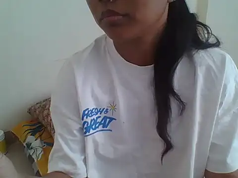 Cristina love69 online show from April 16, 2026, 10:27 am