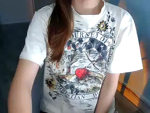 Snapshot of Chichi_86 chatting on May 23, 2026, 3:38 pm Chichi 86 online show from May 23, 2026, 3:38 pm