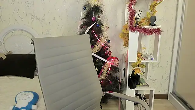 Snapshot of amiya_cute chatting on December 21, 2025, 12:23 pm amiya cute online show from December 21, 2025, 12:23 pm